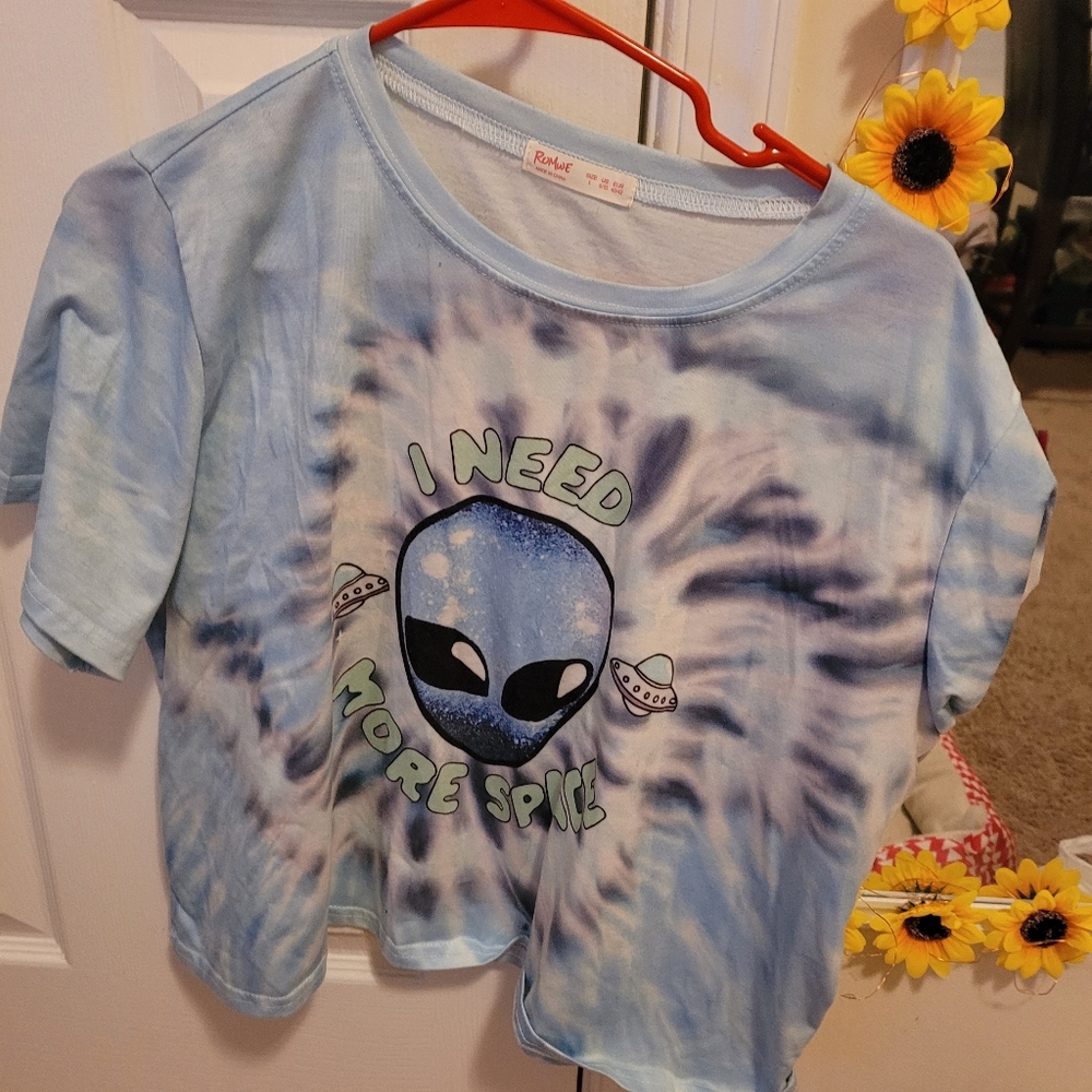 Tie Dye Alien Graphic Tee